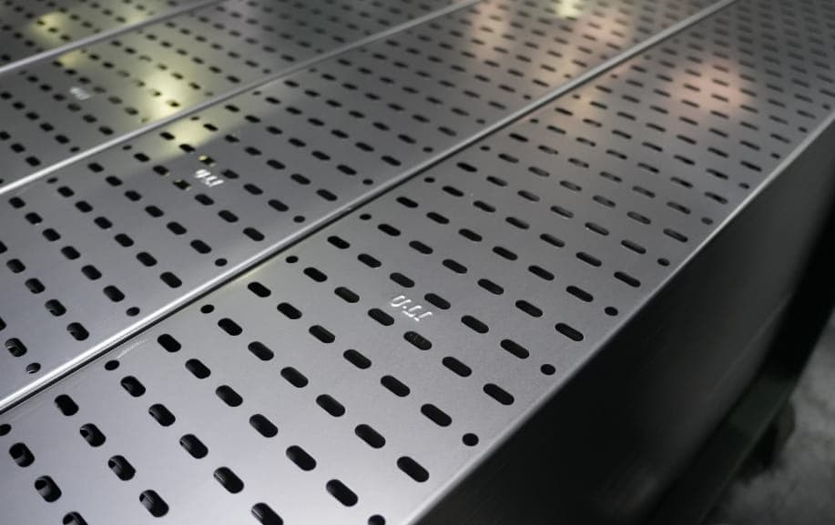 U-LI perforated cable tray